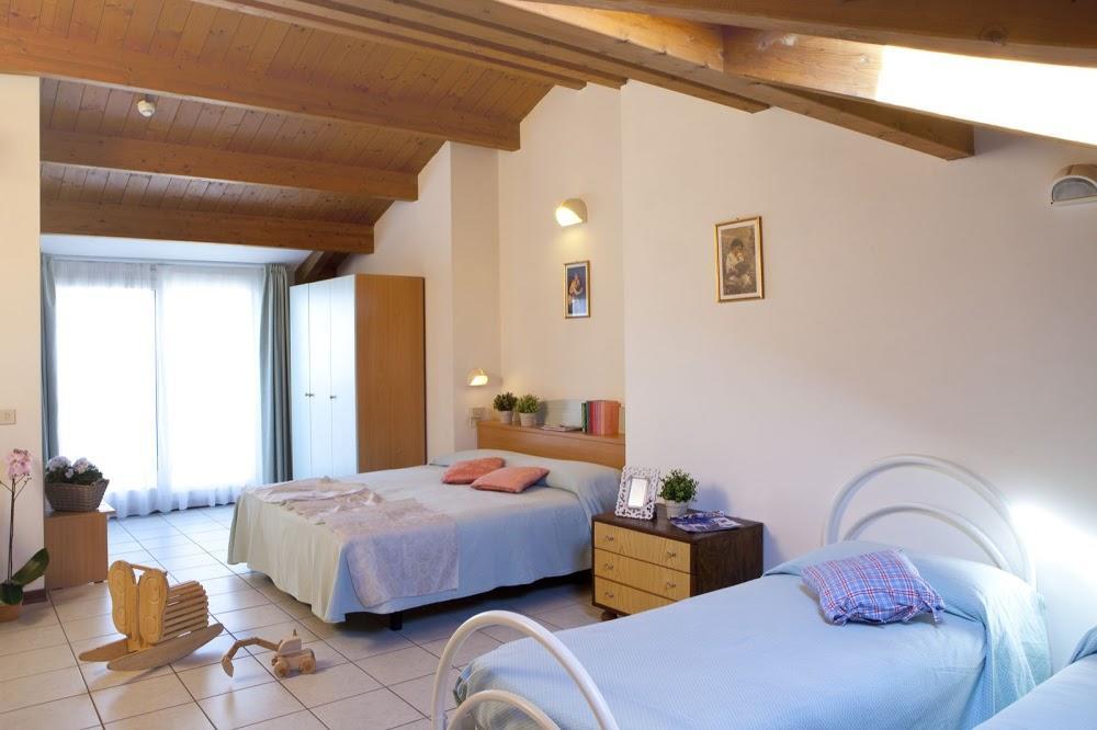 Hotel Lungomare กัตตอลิกา ภายนอก รูปภาพ